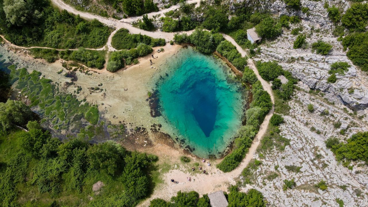 Chorvatsko, Oko Dalmácie