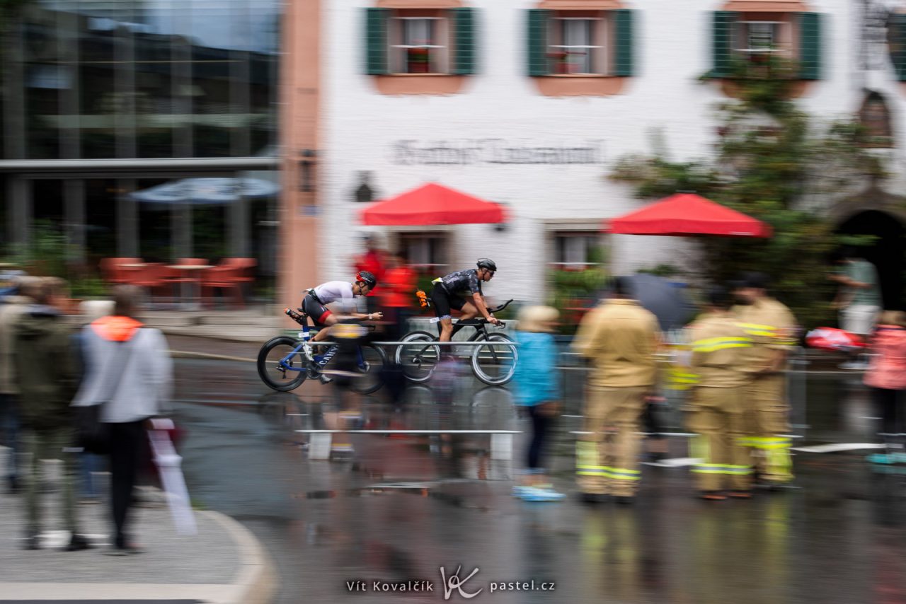 cyklozávody a jiné závodní akce, panning